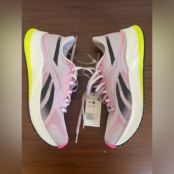 NWT Reebok Floatride Energy 3.0 size 6 - Picture 7 of 7